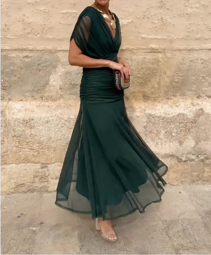 Lady™ – Elegant Maxi Dress for Formal Occasions with V-Neck