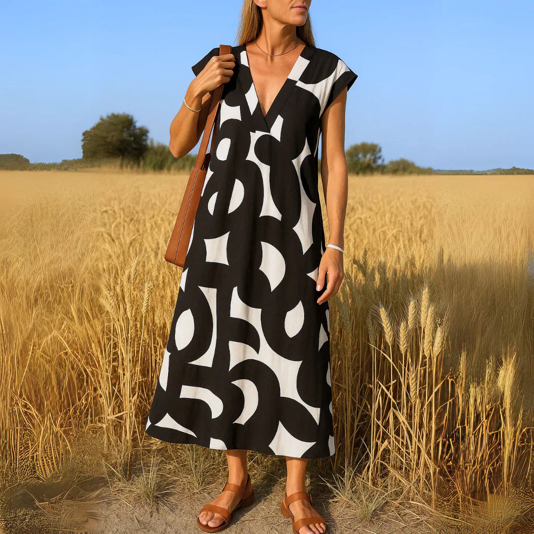 Valeria – Dress with cut-out details