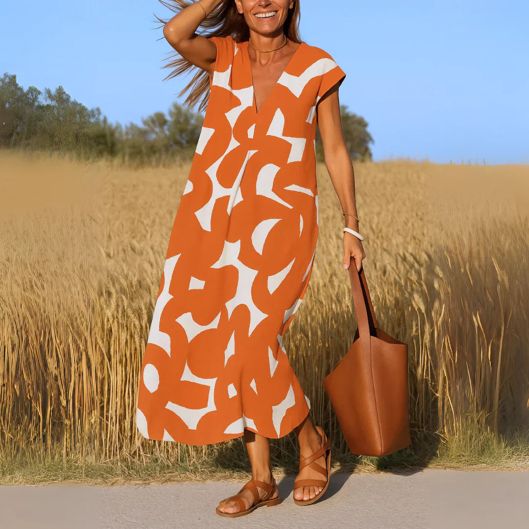 Valeria – Dress with cut-out details