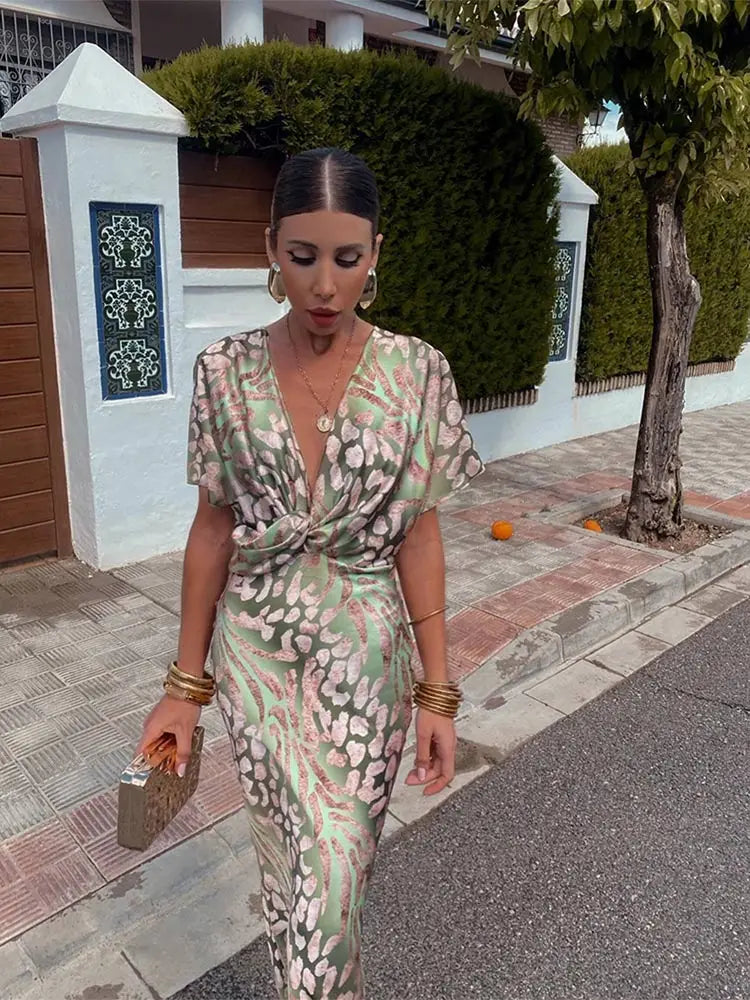 Layla - Elegant Copper Midi Dress