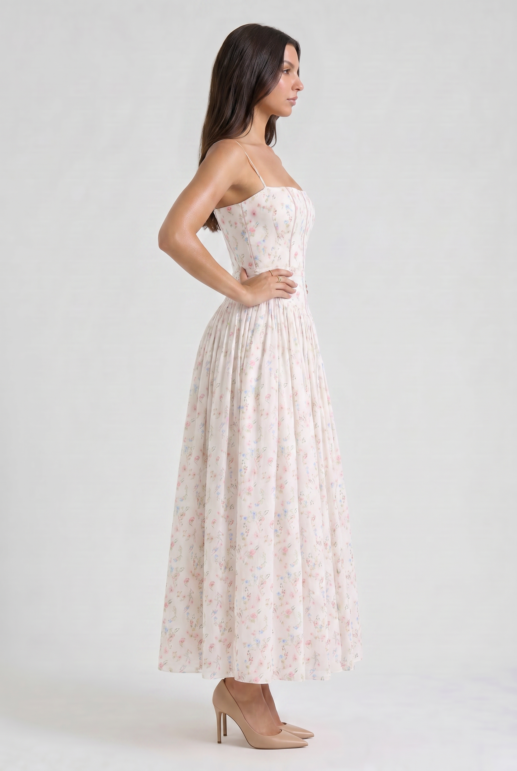 Evie - Flowing Floral Summer Dress