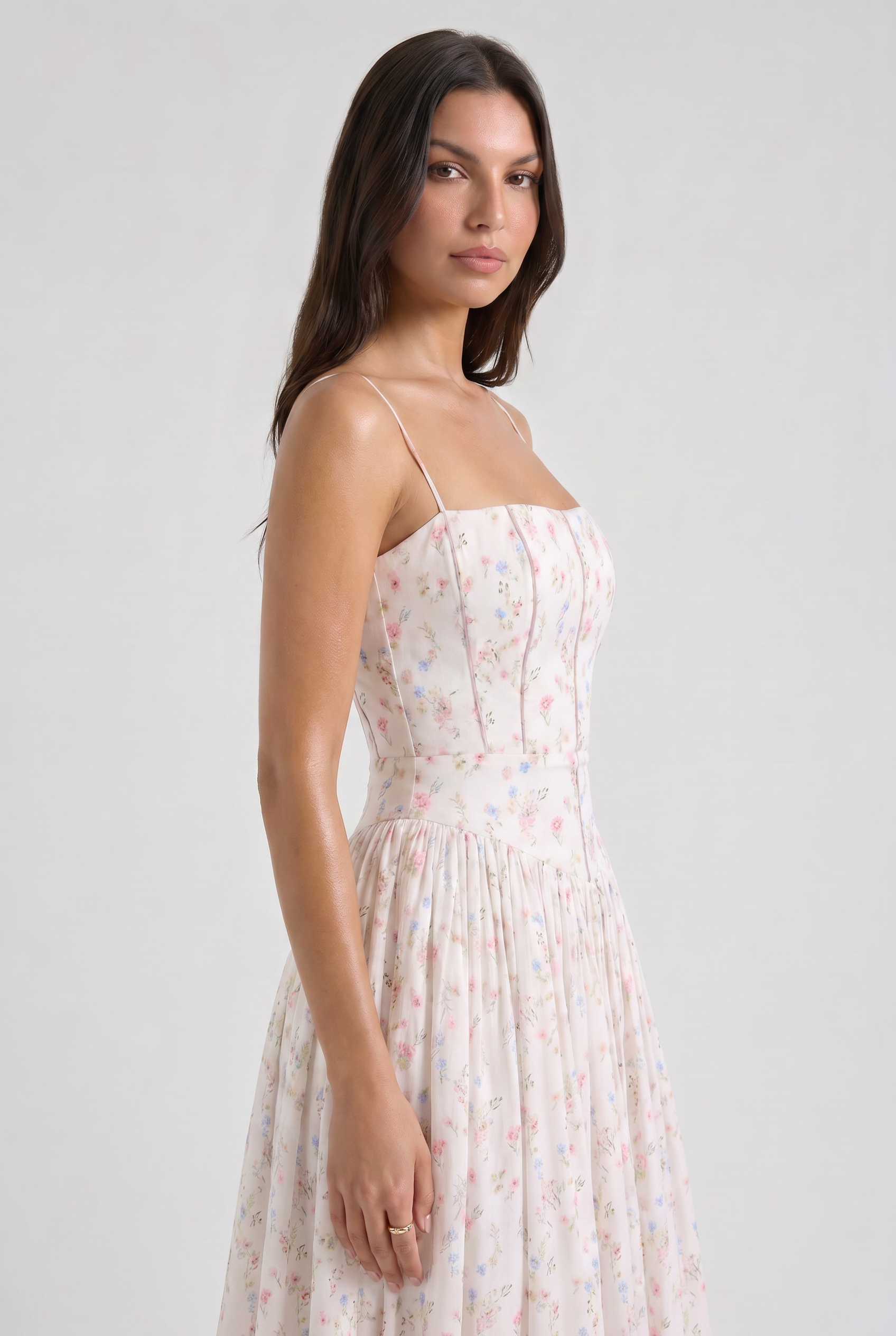 Evie - Flowing Floral Summer Dress