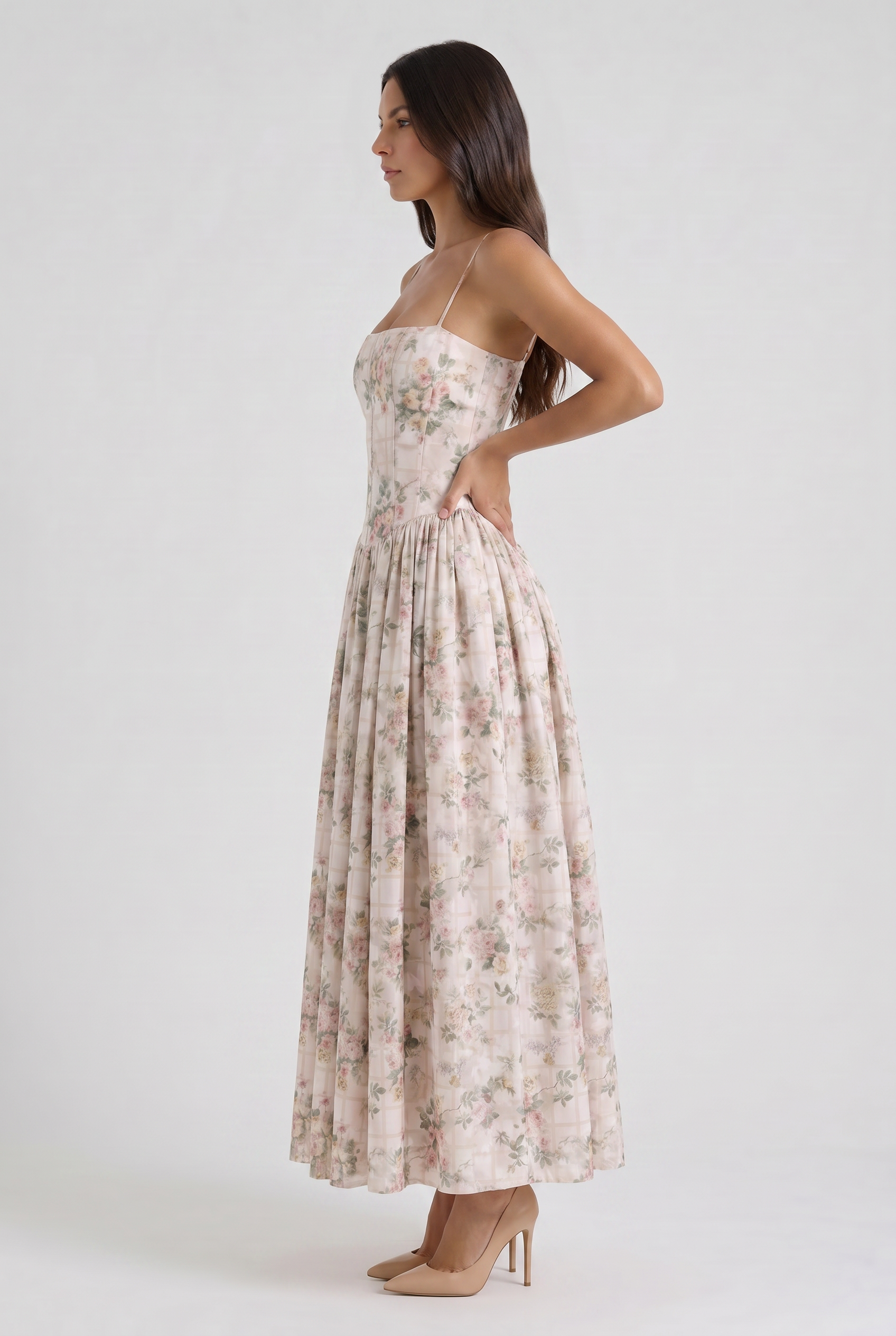 Evie - Flowing Floral Summer Dress