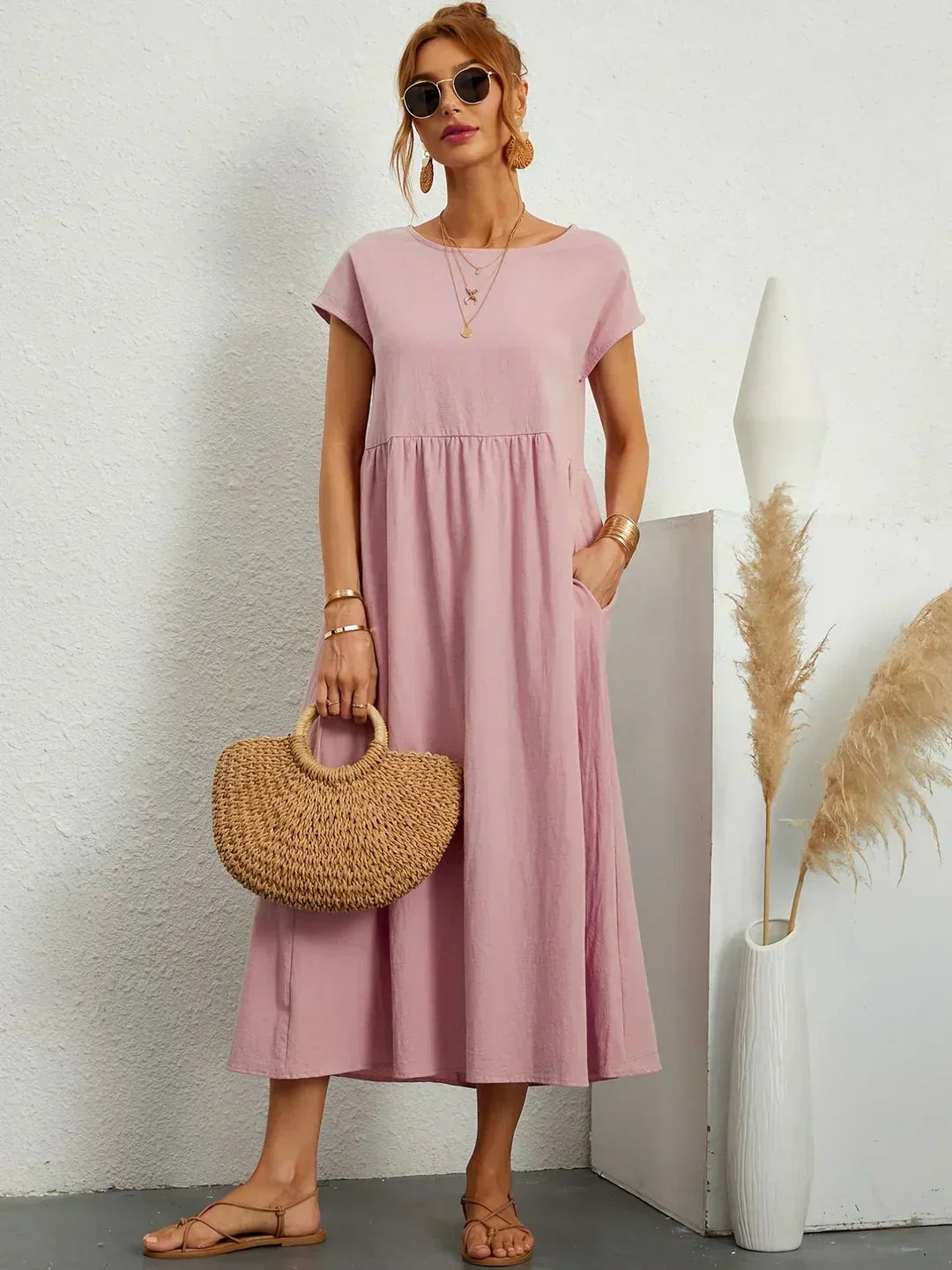 Gabriela™ – Flowing midi dress with timeless elegance
