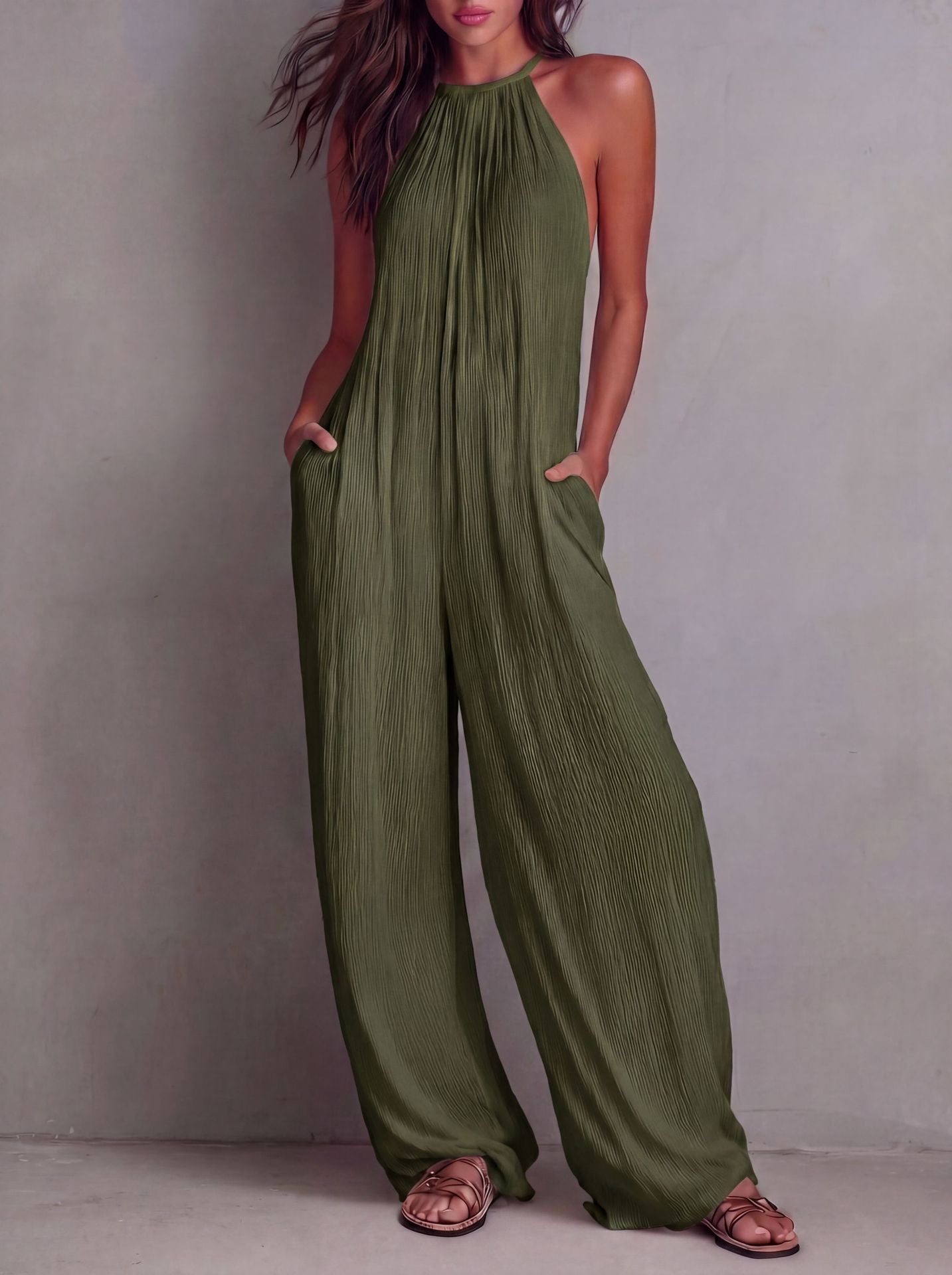 Pleated Resort-Style Jumpsuit with Open Back and Wide-Leg Trousers