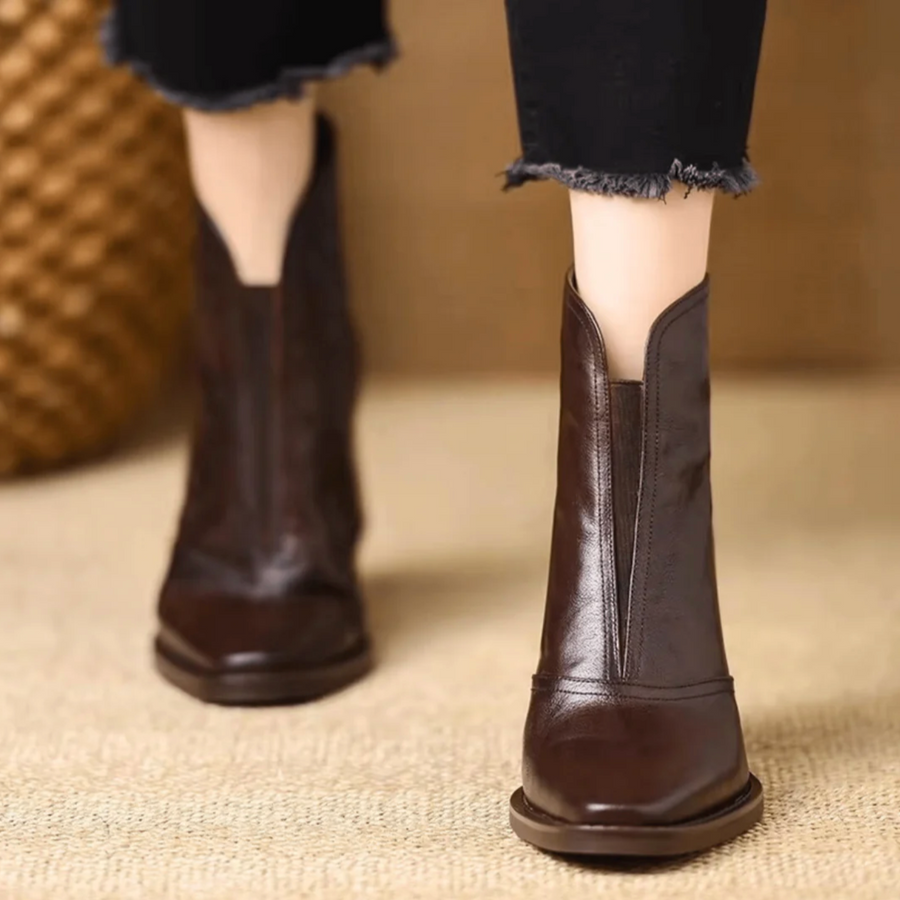 Lyla - Elegant Slip-On Boots