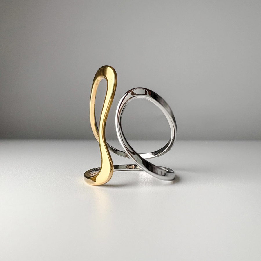 Two Tone Wavy Ring