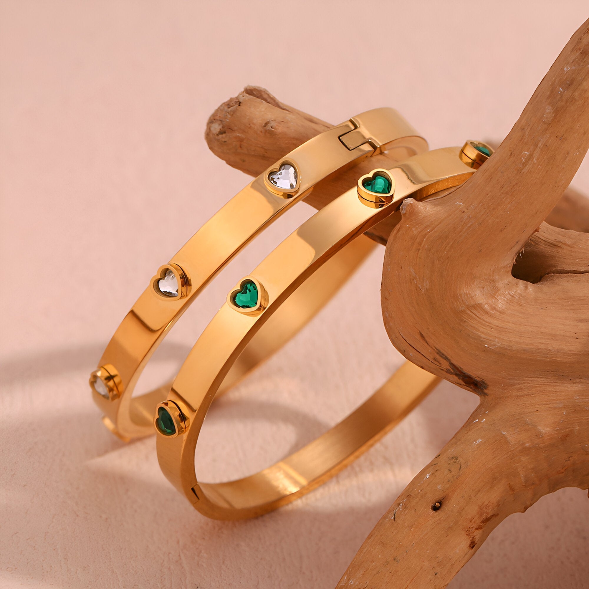 Bracelet with hearts