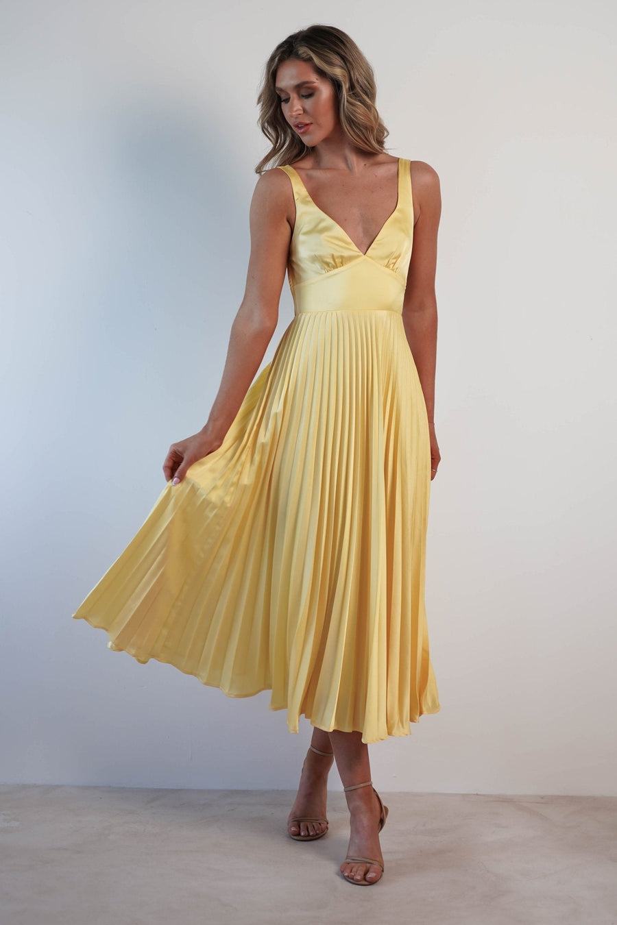 MALKA | Stylish Maxi Dress with Soft Drape
