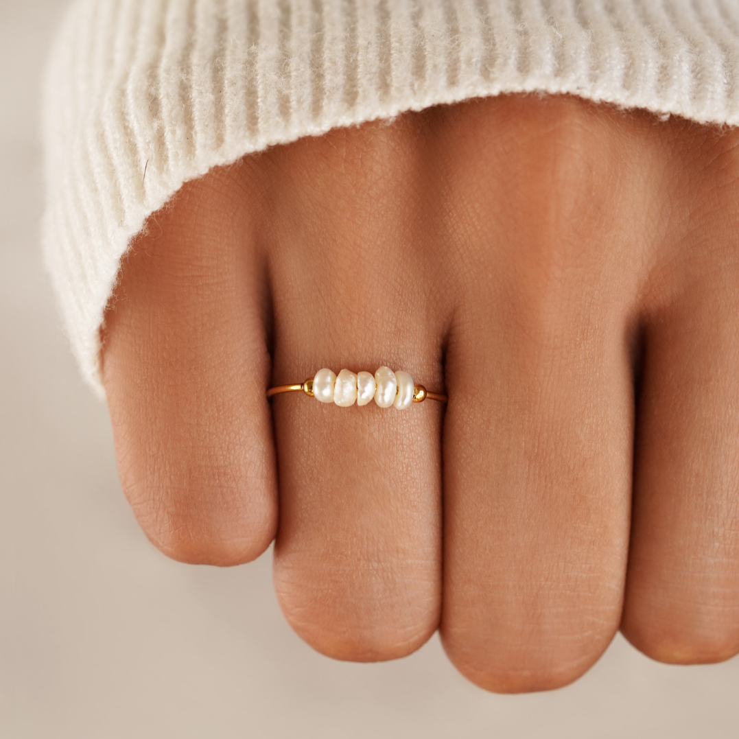 Natural Pearls Ring