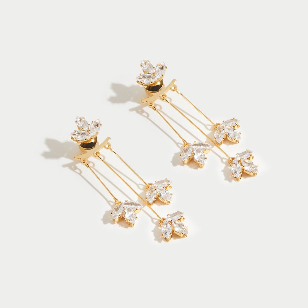 Elegant long leaf Earrings