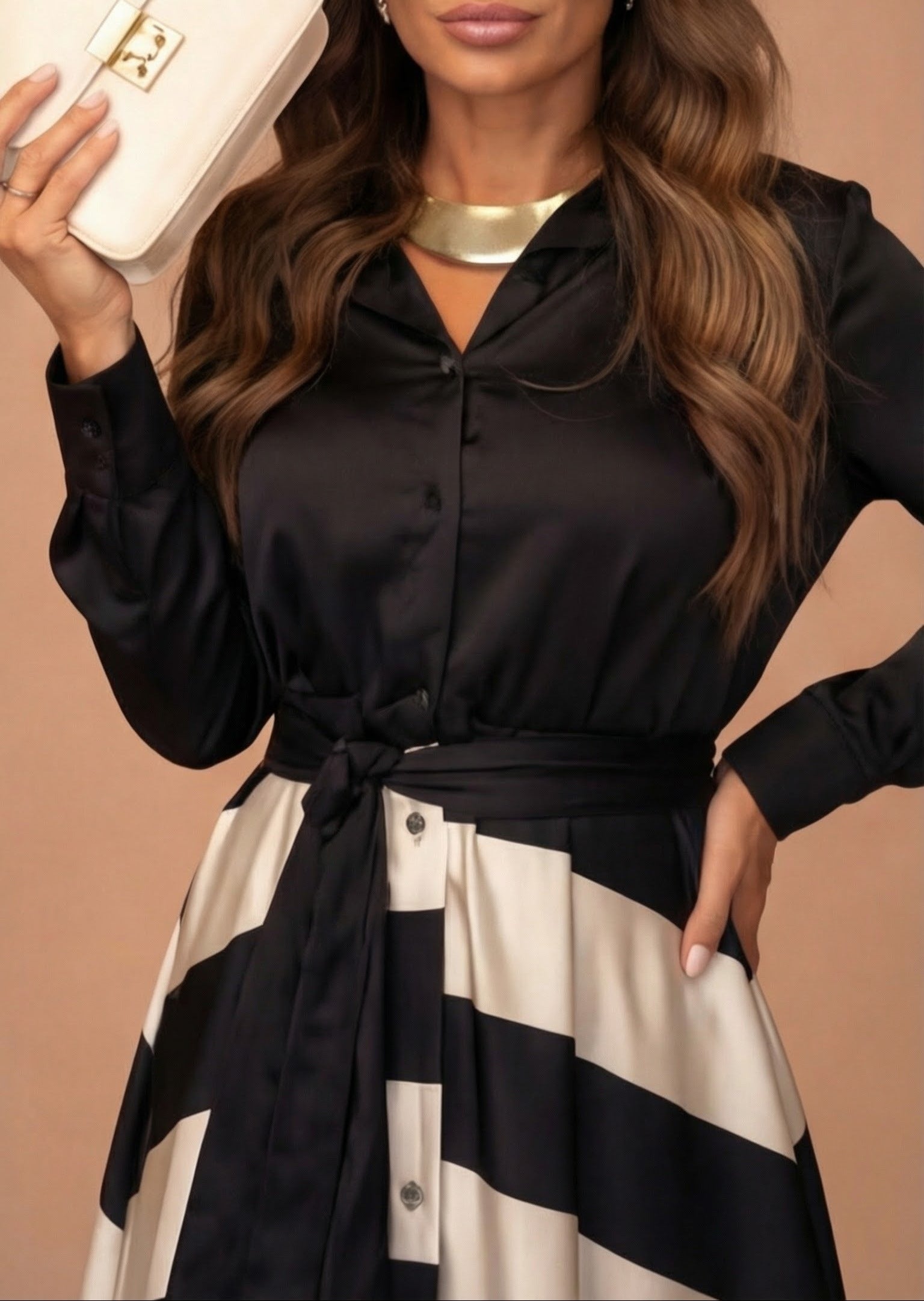Mila™ – Striped long dress with lace