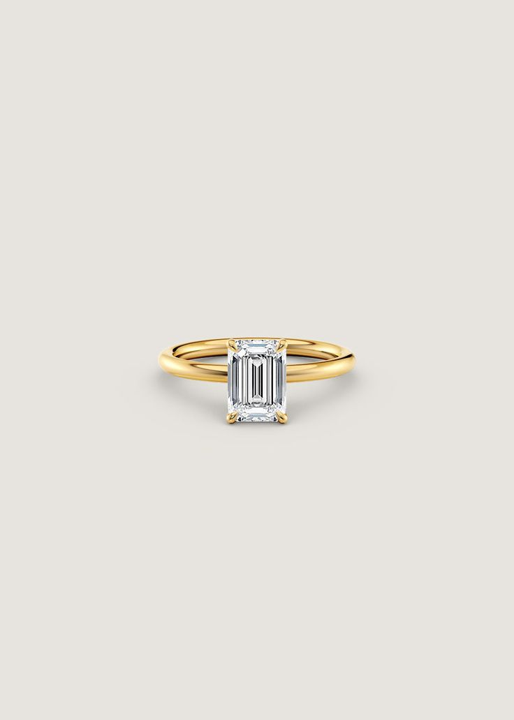 Elegant Simple Zirconia Ring Set