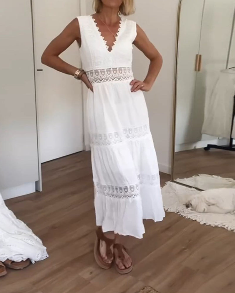 Sora™ – Sleeveless Boho Midi Dress with Lace Details
