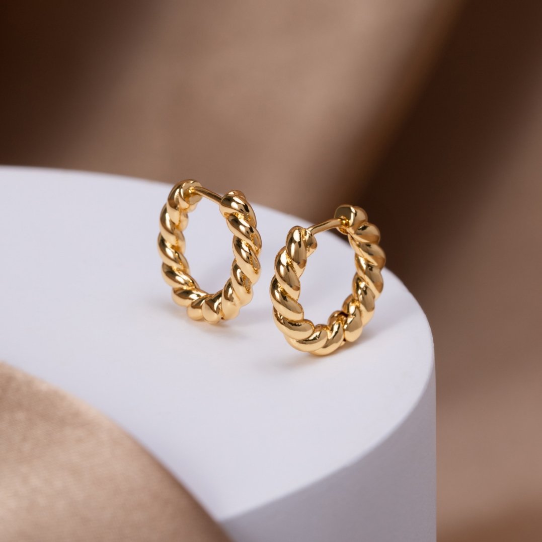 Mona Gold Twist Earrings