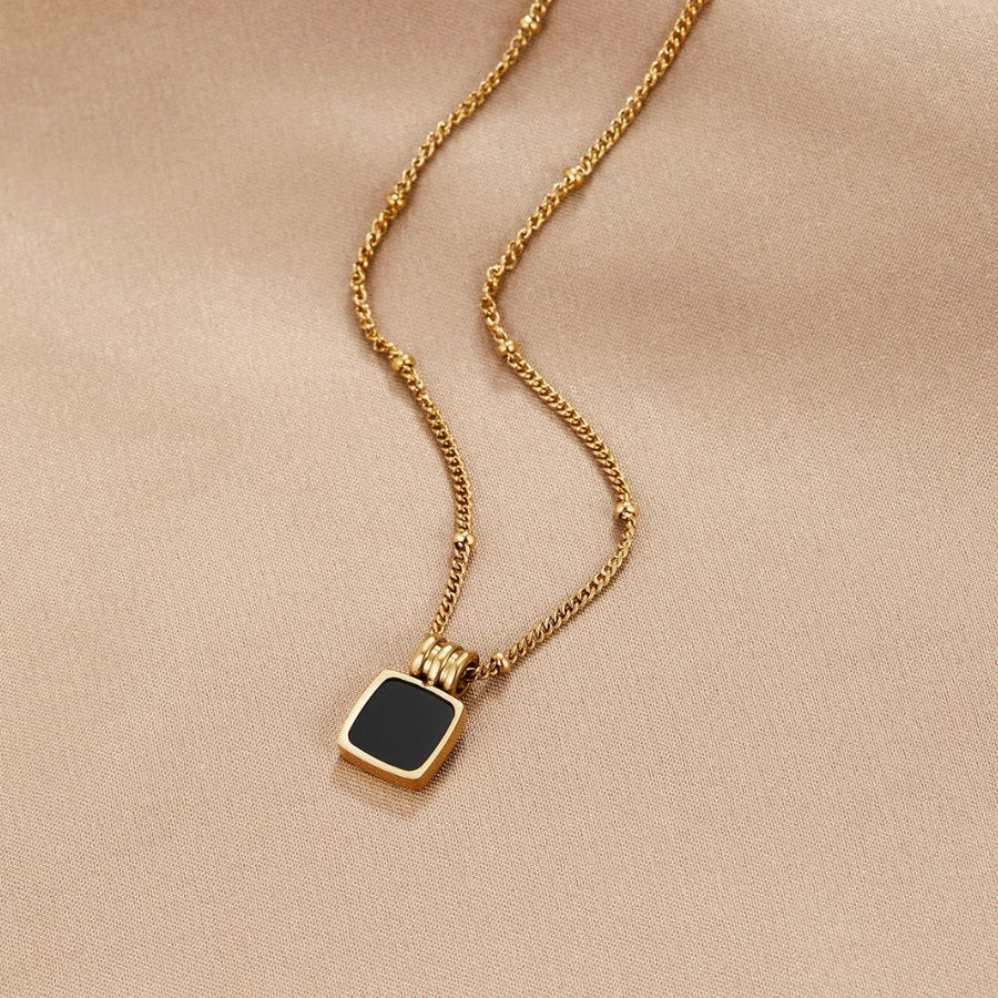 Darknight Chic Necklace
