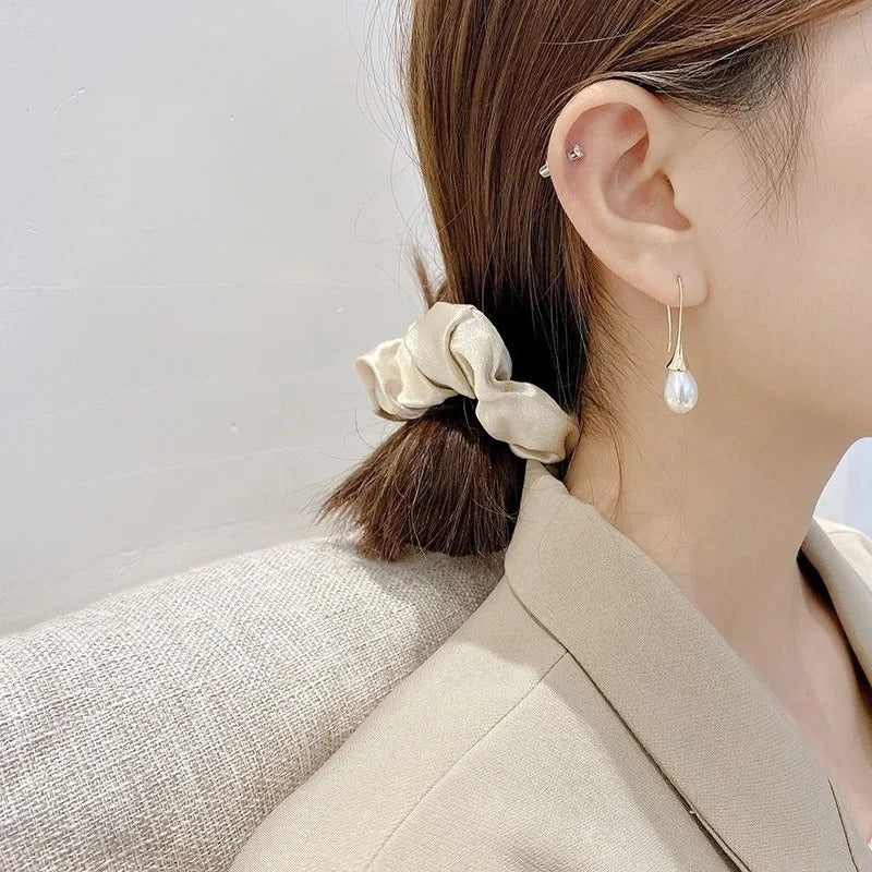 Classic Hanging Pearl Earrings