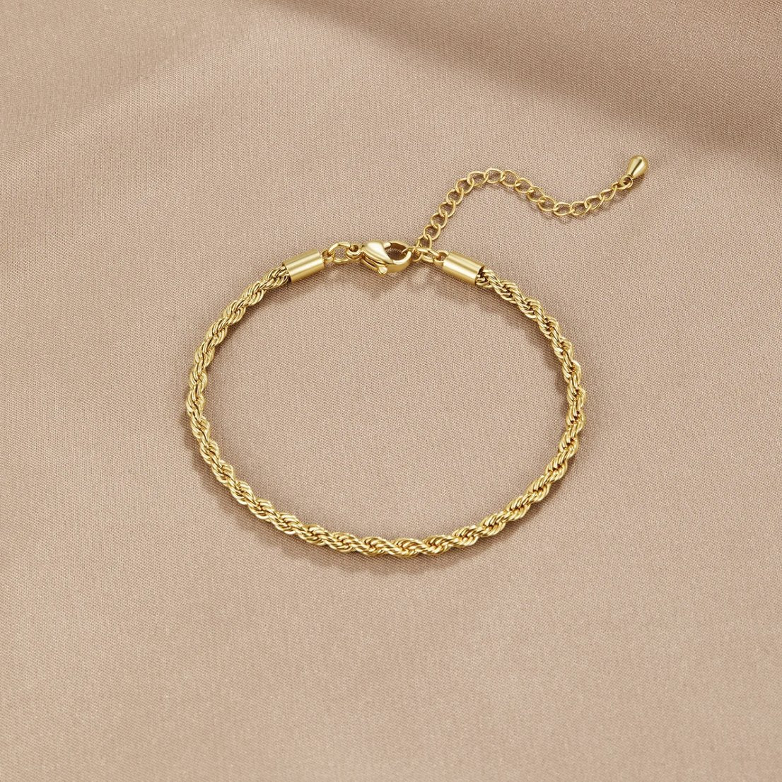 Twisted Bracelet Gold