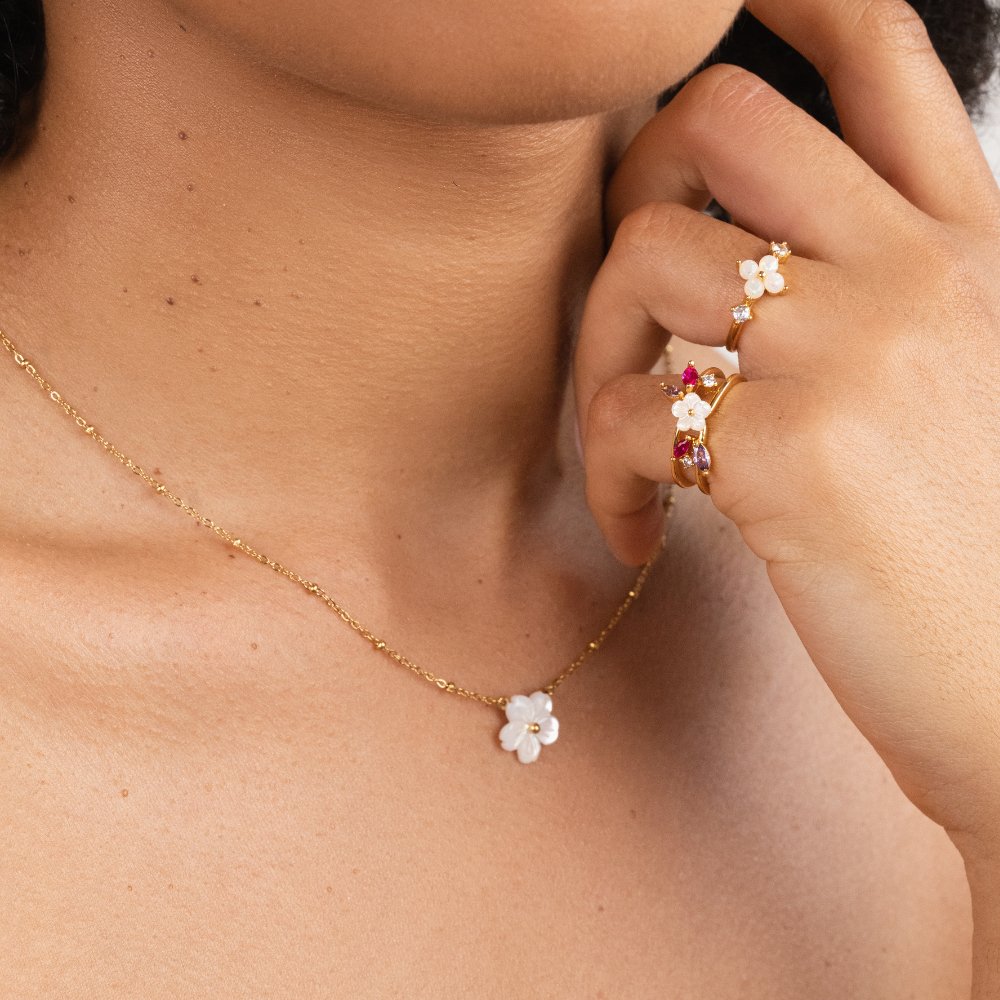 Luck Blossom Flower Necklace